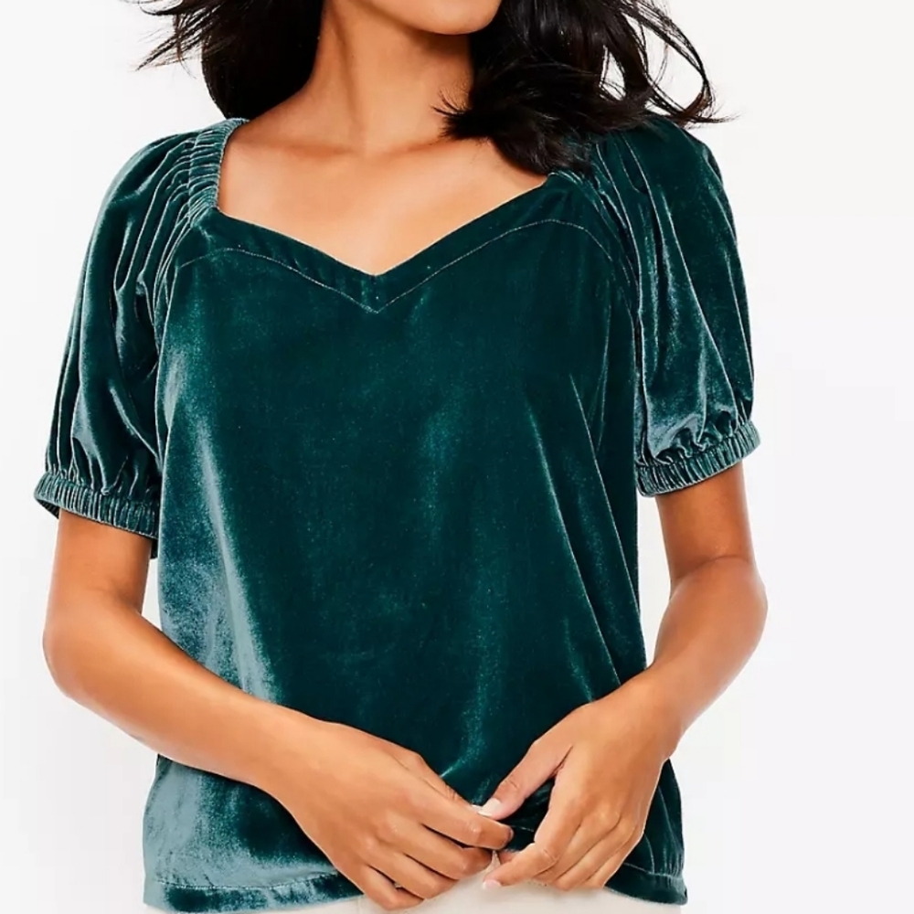 New LOFT Green/teal velvet top with v-neck and elastics on each sleeve to allow